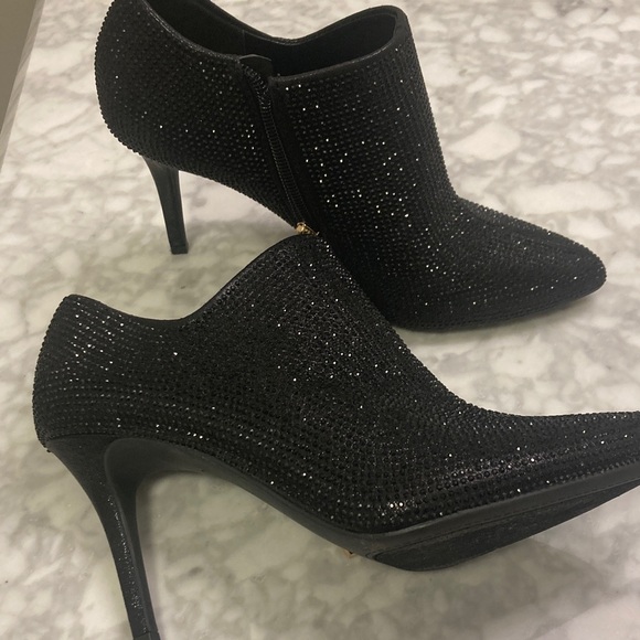 Jessica Simpson Black Heeled Boots - Picture 2 of 7